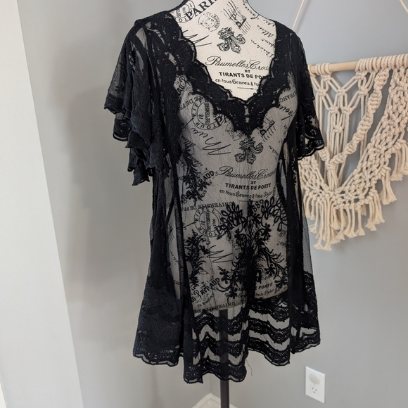 Black Lace Overlay Top Or Swim Coverup - Picture 5 of 8